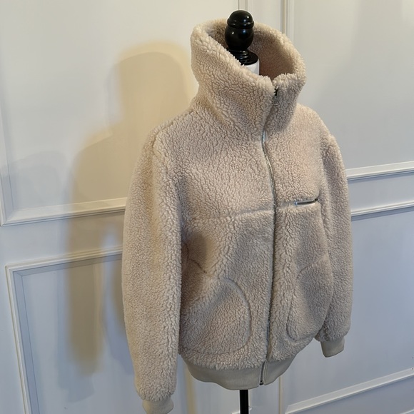 Aritzia Wilfred Free Teddy Jacket size XXS - Picture 5 of 16